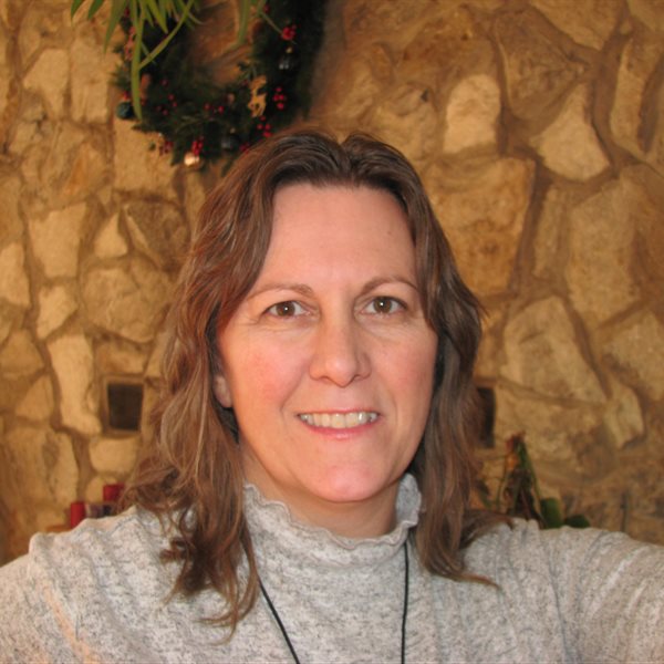 Angela Lamarche